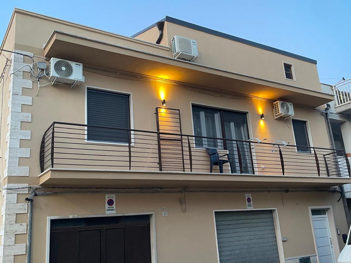 A Casa Di Nene Beb Acomodação com café da manhã Lesina Exterior foto
